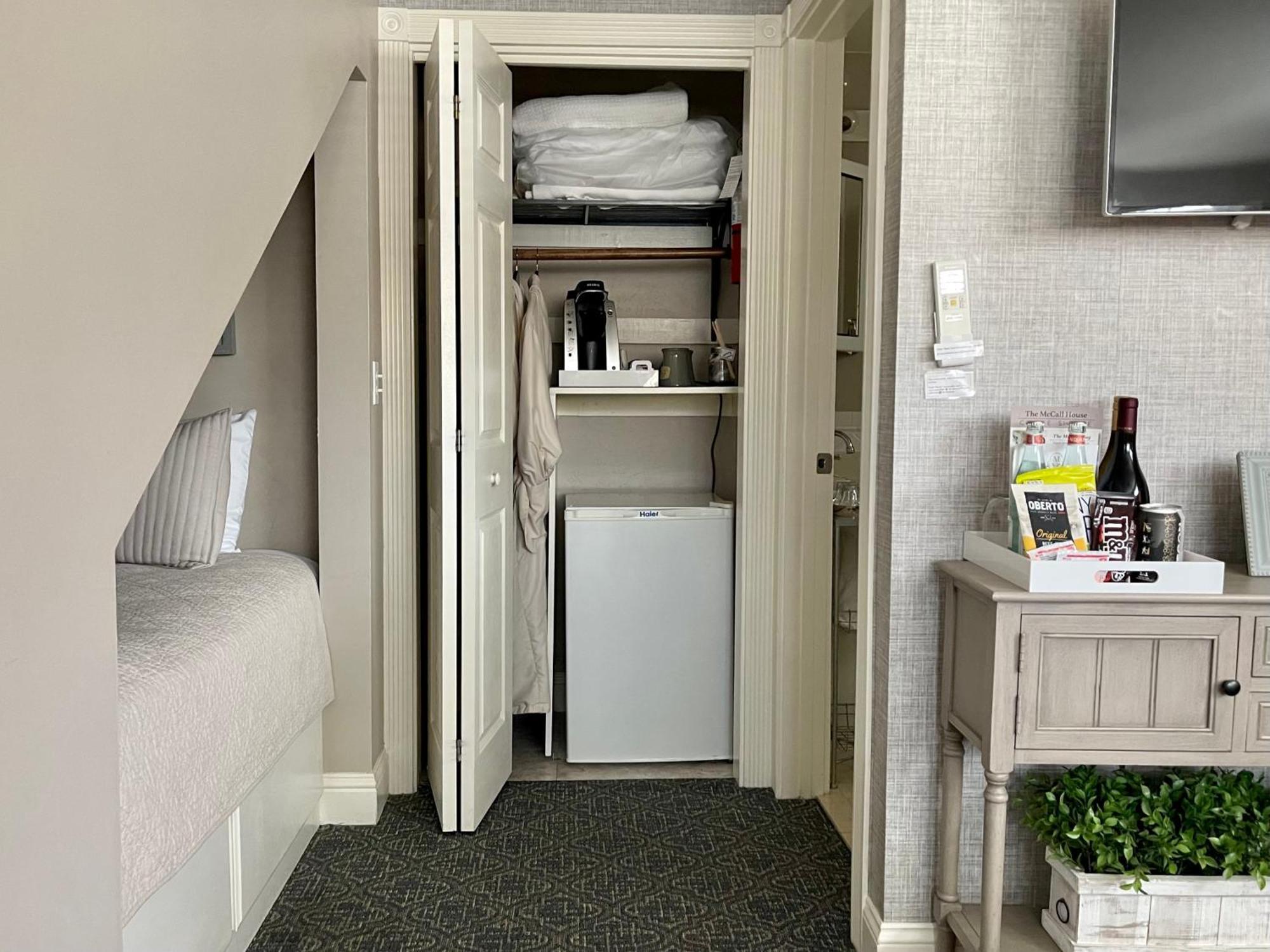 Mccall House Boutique Hotel Ashland Room photo